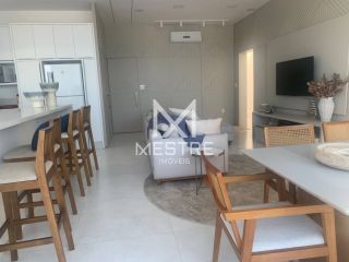CASA FRENTE MAR EM BALN. PEREQUÊ COM PISCINA AQUECIDA