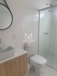 CASA FRENTE MAR EM BALN. PEREQUÊ COM PISCINA AQUECIDA