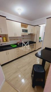 APARTAMENTO SEMI-MOBILIADO EM ÓTIMA LOCALIZAÇÃO