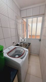 APARTAMENTO SEMI-MOBILIADO EM ÓTIMA LOCALIZAÇÃO