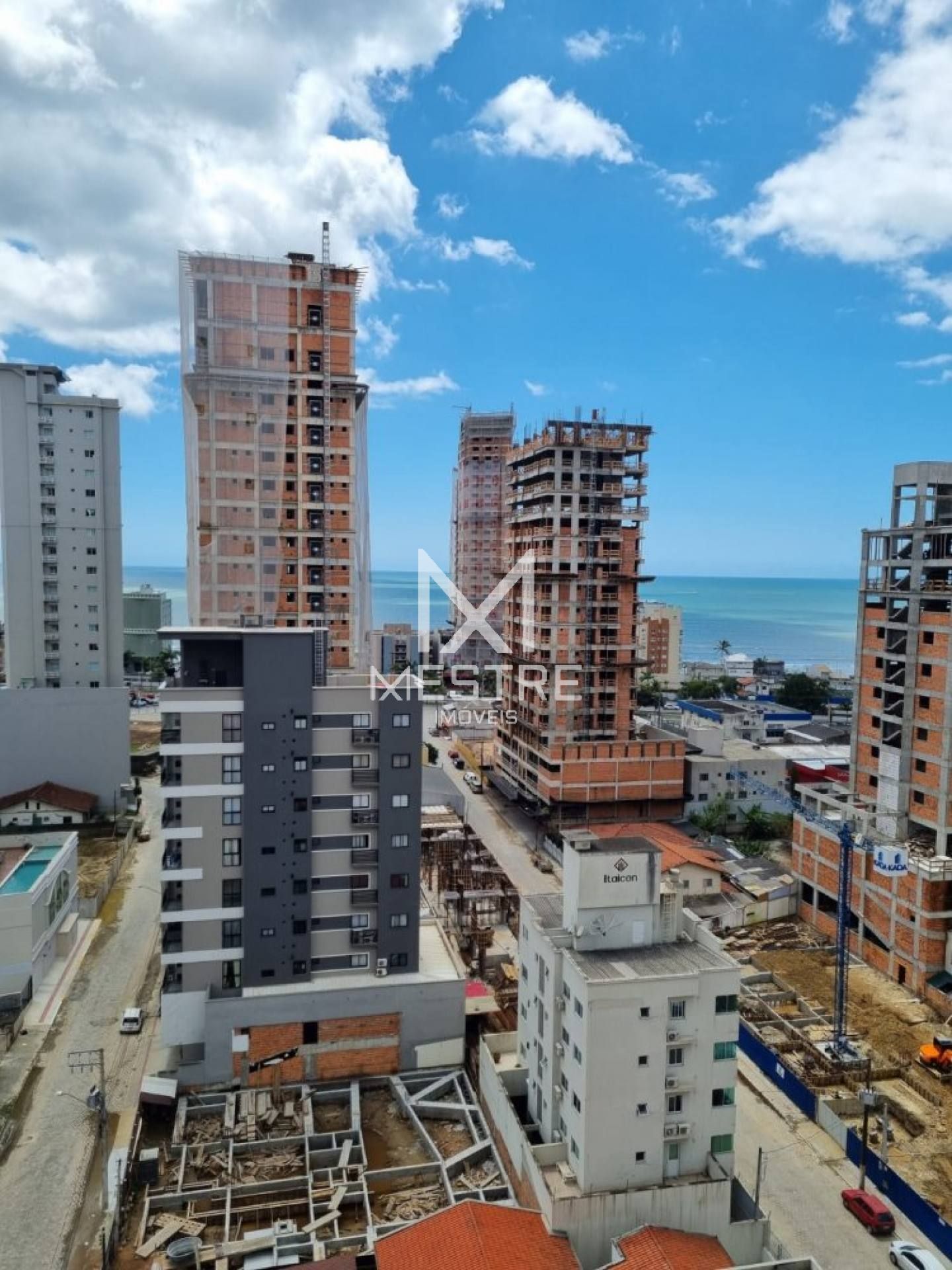 APARTAMENTO FINAMENTE MOBILIADO NO MORRETES