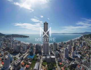 IMÓVEL COM 04 SUÍTES COM VISTA PARA TODA ITAPEMA