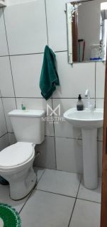 CASA MOBILIADA EM PORTO BELO