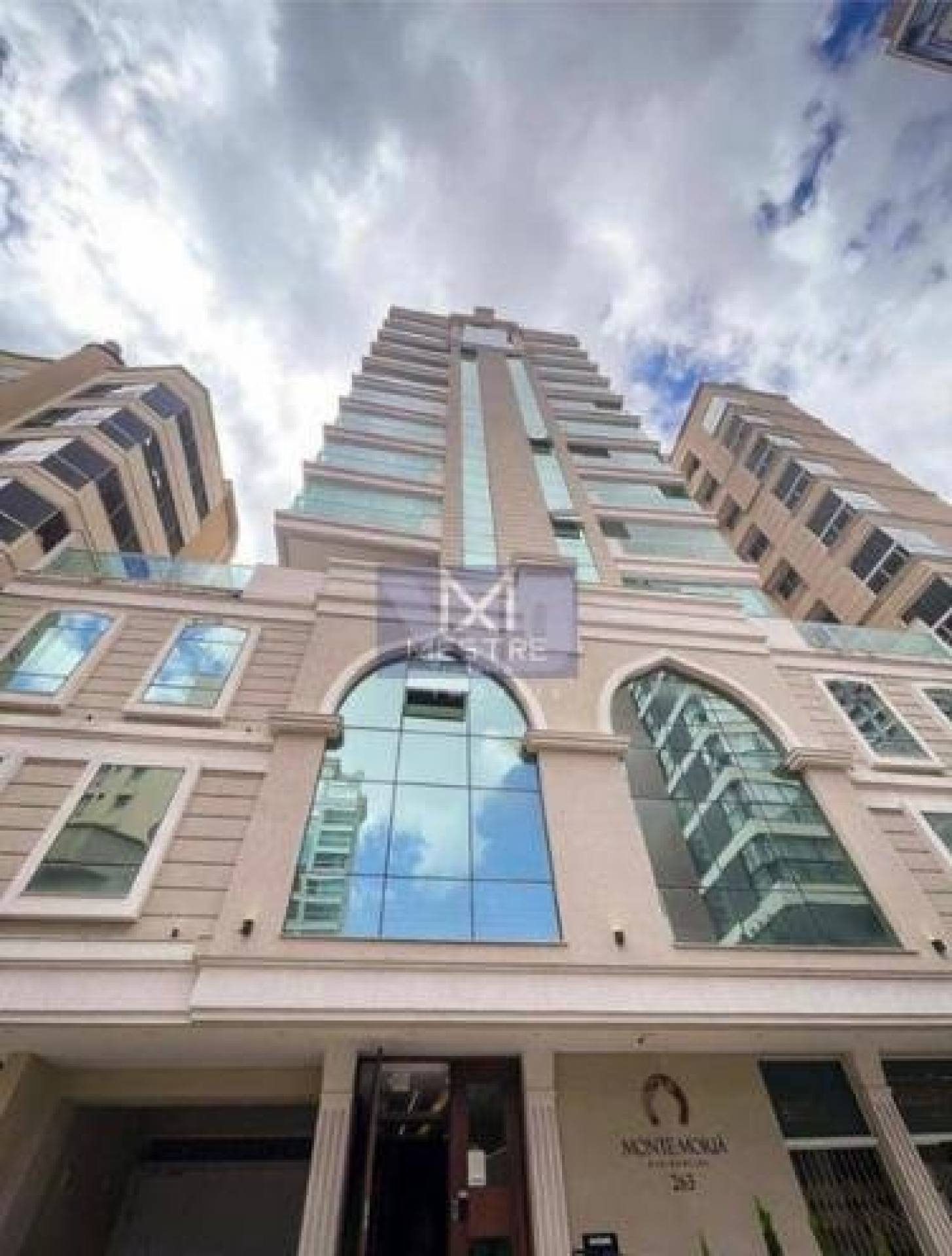 APARTAMENTO COM ÓTIMA LOCALIZAÇÃO EM ITAPEMA