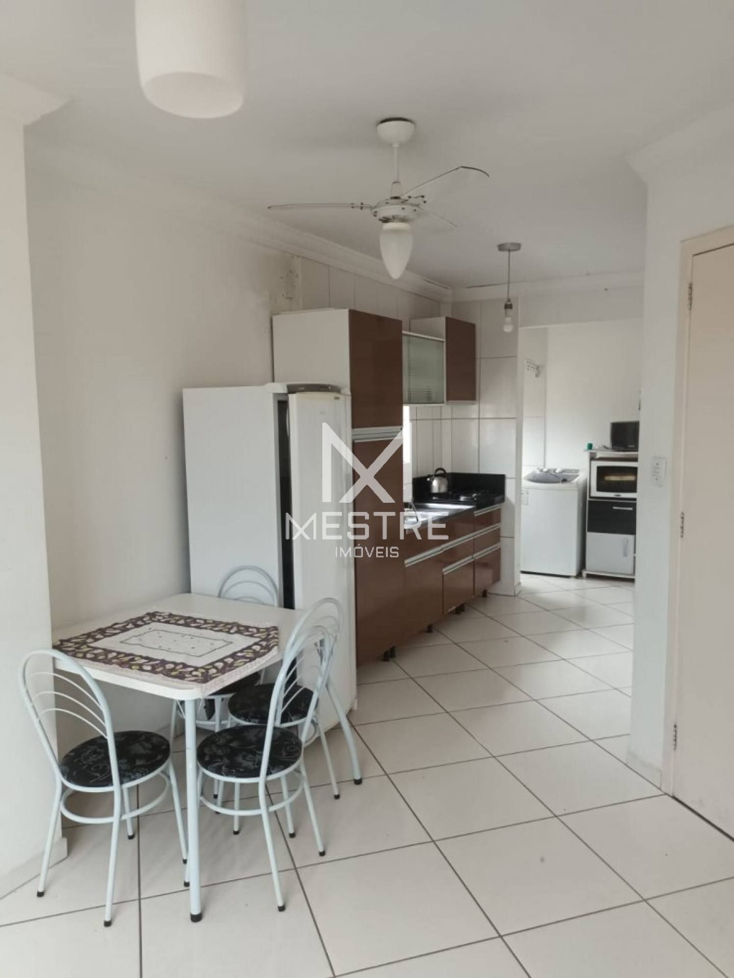 APARTAMENTO SEMIMOBILIADO NO MORRETES