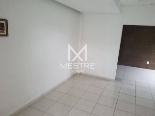 CASA DE DOIS ANDARES MOBILIADA EM PORTO BELO