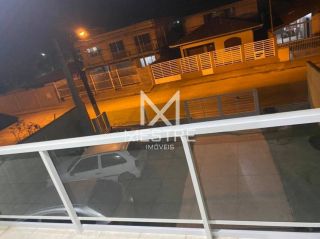 CASA DE DOIS ANDARES MOBILIADA EM PORTO BELO