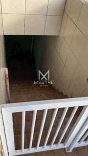 CASA DE DOIS ANDARES MOBILIADA EM PORTO BELO