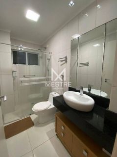 APARTAMENTO COM TERRAÇO E PISCINA PRIVATIVA