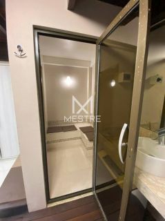 APARTAMENTO COM TERRAÇO E PISCINA PRIVATIVA
