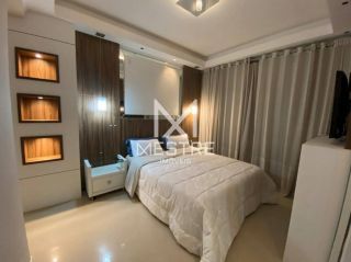 APARTAMENTO COM TERRAÇO E PISCINA PRIVATIVA