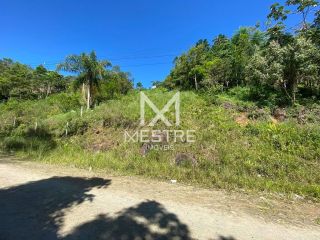 TERRENO NO CANTO DA PRAIA