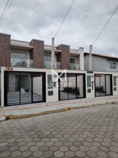 SOBRADO PRONTO PARA MORAR EM POTO BELO