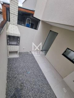 SOBRADO PRONTO PARA MORAR EM POTO BELO