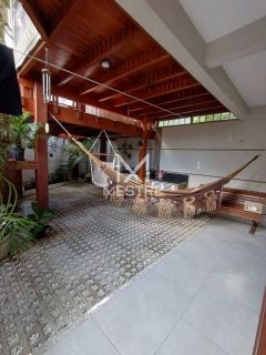 EXCELENTE OPÇÃO DE CASA ALTO PADRÃO