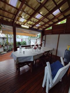 EXCELENTE OPÇÃO DE CASA ALTO PADRÃO