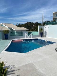 CASA COM VISTA MAR E MOBILIADA EM PORTO BELO- SC