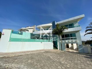 CASA COM VISTA MAR E MOBILIADA EM PORTO BELO- SC