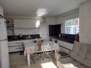 EXCELENTE OPÇÃO DE IMÓVEL MOBILIADO NO VILA NOVA, PORTO BELO SC! REF: 131157