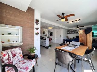 APARTAMENTO COM VISTA MAR EM MEIA PRAIA