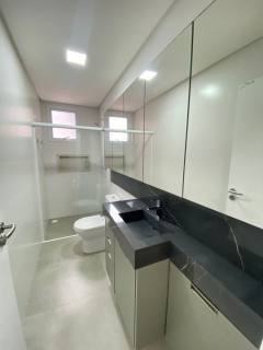 APARTAMENTO NOVO Á 80 METROS DO MAR