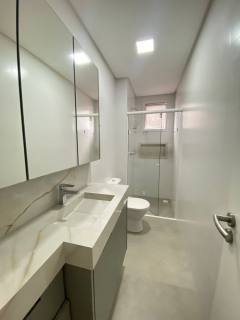 APARTAMENTO NOVO Á 80 METROS DO MAR