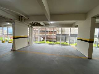 APARTAMENTO NOVO Á 80 METROS DO MAR