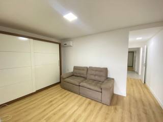 APARTAMENTO NOVO Á 80 METROS DO MAR