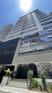 OPORTUNIDADE IMPERDÍVEL DE 04 SUÍTES NA MEIA PRAIA