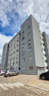 APARTAMENTO SEMI-MOBILIADO COM 02 DORM. NO ÁGUAS DE PORTO BELO