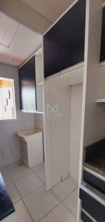 APARTAMENTO SEMI-MOBILIADO COM 02 DORM. NO ÁGUAS DE PORTO BELO