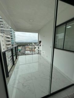 APARTAMENTO 3 SUÍTES EM PRÉDIO NOVO NA MEIA PRAIA - REF 137190