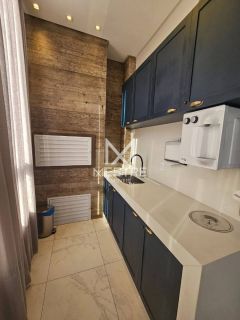 APARTAMENTO 03 SUÍTES EM MEIA PRAIA