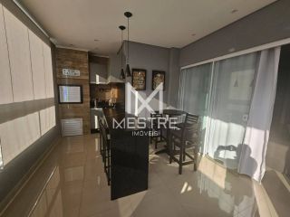 APARTAMENTO 03 SUÍTES EM MEIA PRAIA