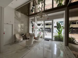 APARTAMENTO PARA LOCAÇÃO ANUAL QUADRA MAR EM MEIA PRAIA