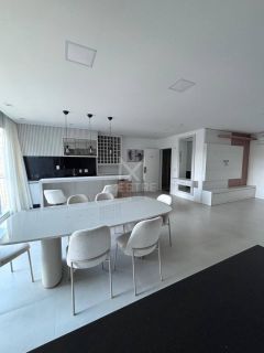 APARTAMENTO PARA LOCAÇÃO ANUAL QUADRA MAR EM MEIA PRAIA