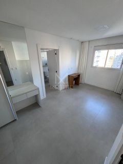 APARTAMENTO PARA LOCAÇÃO ANUAL QUADRA MAR EM MEIA PRAIA