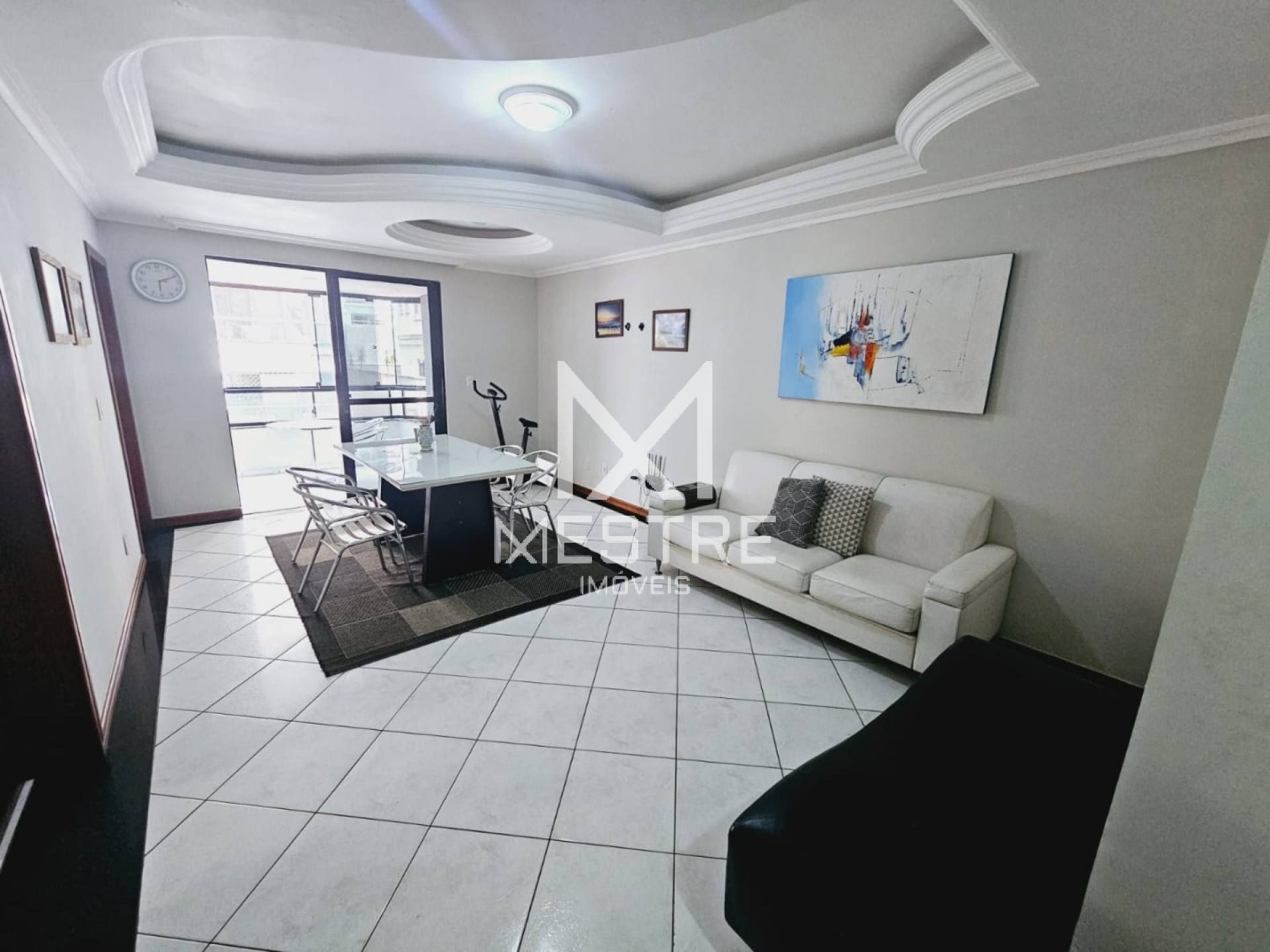 APARTAMENTO PARA VENDA NO CORAÇÃO DA MEIA PRAIA