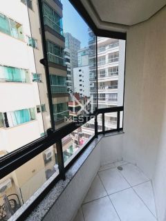 APARTAMENTO PARA VENDA NO CORAÇÃO DA MEIA PRAIA