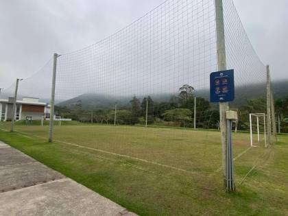 CASA LINDÍSSIMA DE ALTO PADRÃO EM CONDOMÍNIO FECHADO NO NORTE DA ILHA