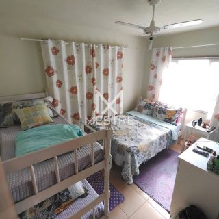 CASA PARA LOCAÇÃO DE TEMPORADA, À 150M DA ORLA DE PEREQUÊ EM PORTO BELO SC.! REF.: 147699