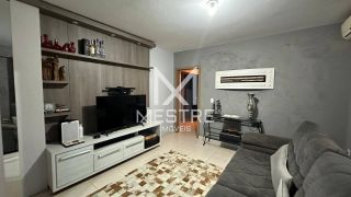 Casa ampla com Piscina, 03 Dormitórios, 03 vagas de garagem!