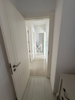 APARTAMENTO MOBILIADO E CLIMATIZADO NO CENTRO DE ITAPEMA - REF 148913