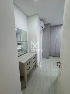 APARTAMENTO MOBILIADO E CLIMATIZADO NO CENTRO DE ITAPEMA - REF 148913