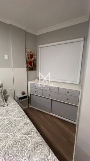 APARTAMENTO FINAMENTE MOBILIADO NA MEIA PRAIA PARA VENDA