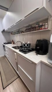 APARTAMENTO FINAMENTE MOBILIADO NA MEIA PRAIA PARA VENDA