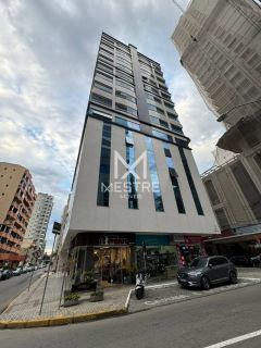 APARTAMENTO COM 03 SUÍTES MOBILIADO À VENDA NA MEIA PRAIA