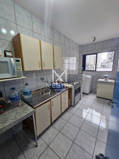 APARTAMENTO À VENDA  COM 02 DORMITÓRIOS NA MEIA PRAIA
