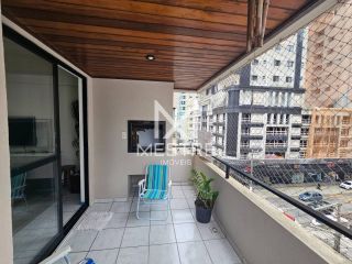APARTAMENTO À VENDA  COM 02 DORMITÓRIOS NA MEIA PRAIA