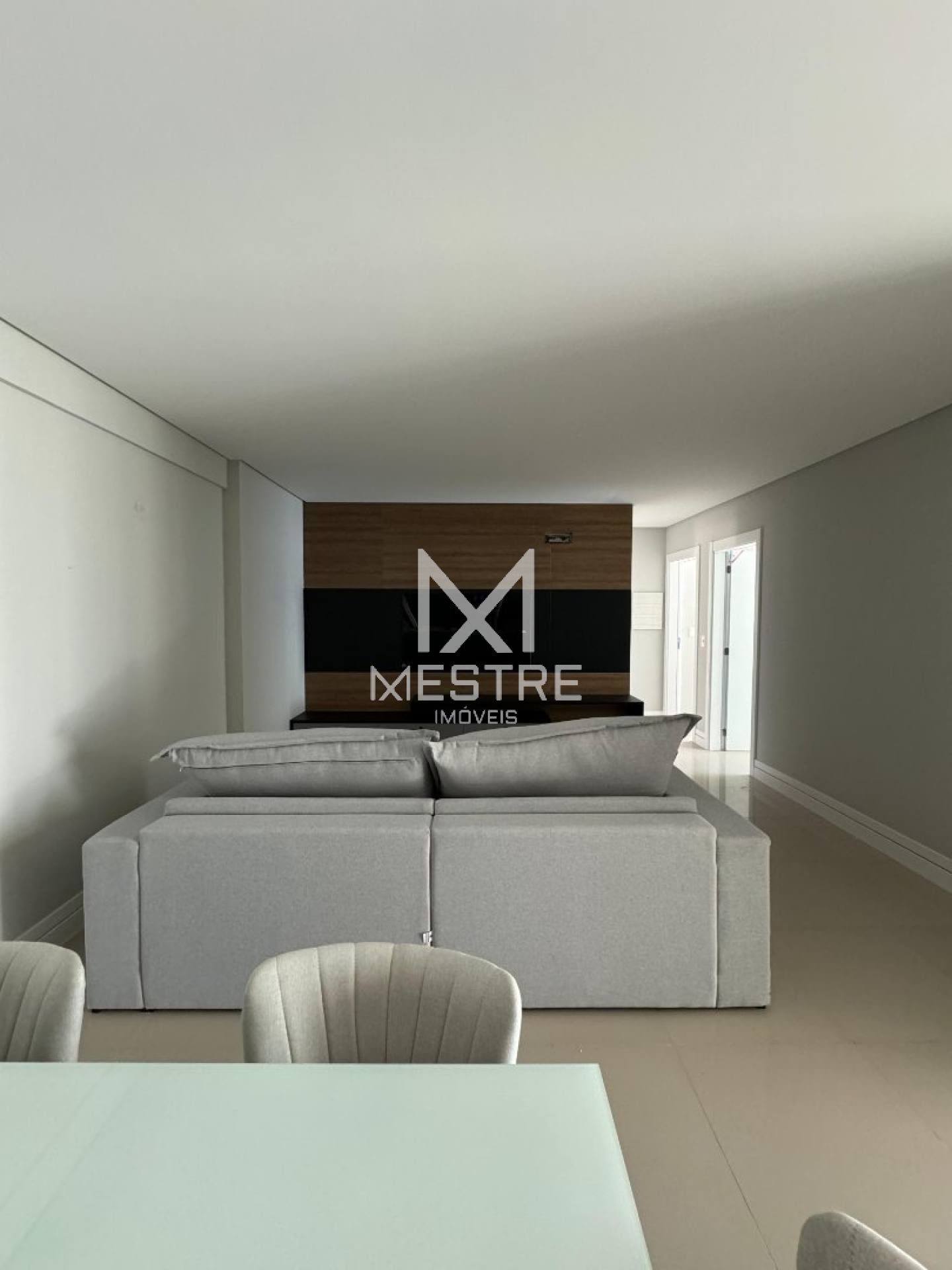 03 SUÍTES MOBILADO À VENDA NO CORAÇÃO DA MEIA PRAIA, PRÉDIO NOVO